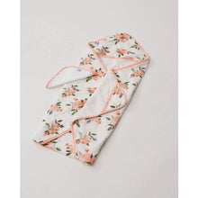 Load image into Gallery viewer, Hooded Towel + Wash Cloth - Watercolour Roses