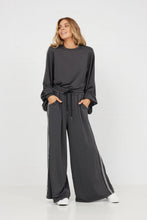 Load image into Gallery viewer, Eleanor Top- Black Honeycomb