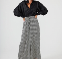 Load image into Gallery viewer, Liza Pants- Black Houndstooth
