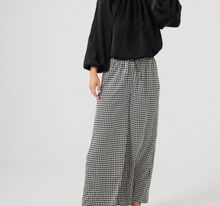 Load image into Gallery viewer, Liza Pants- Black Houndstooth
